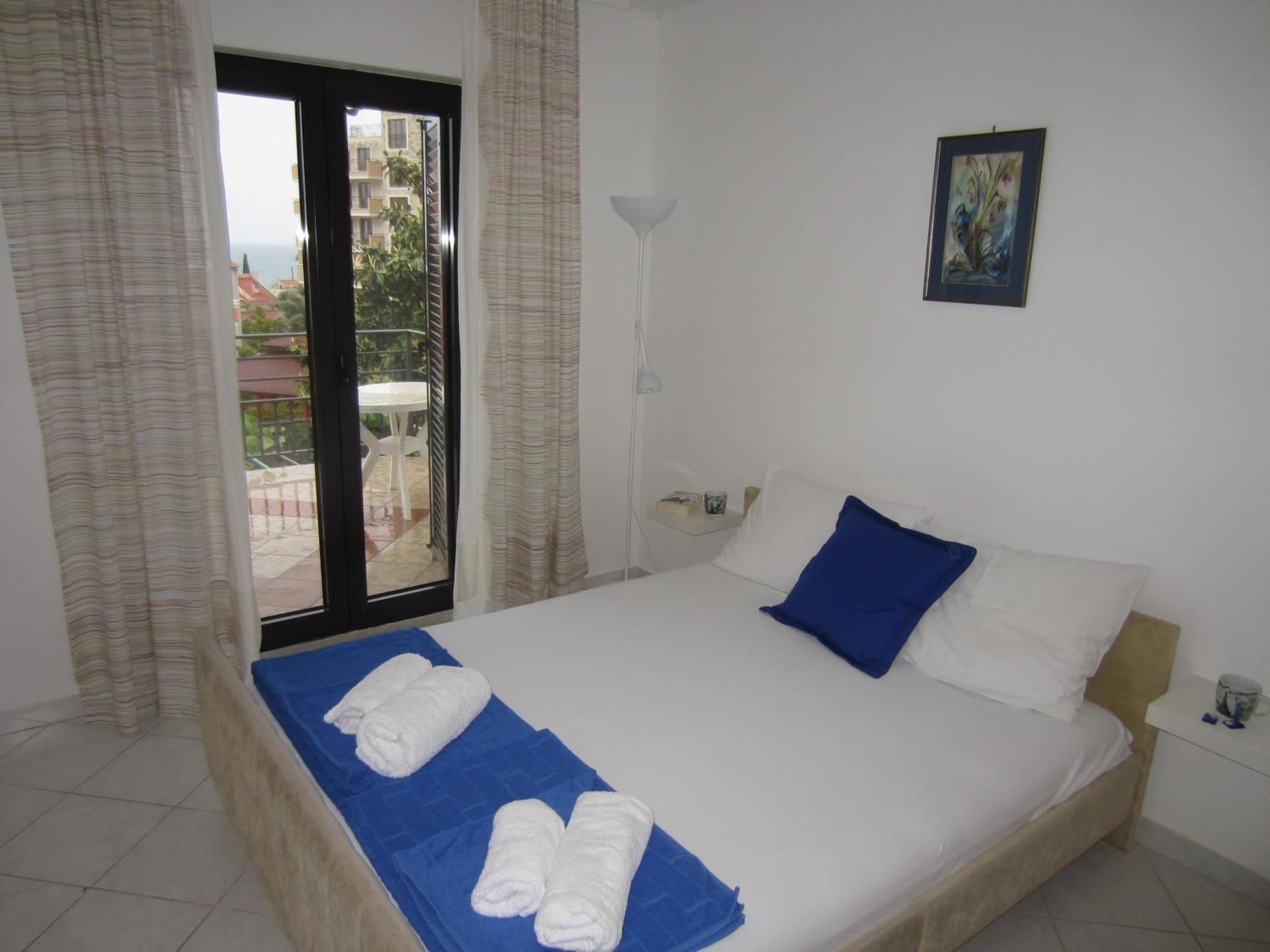 Apartments Minja Nerin Petrovac na moru Exterior foto