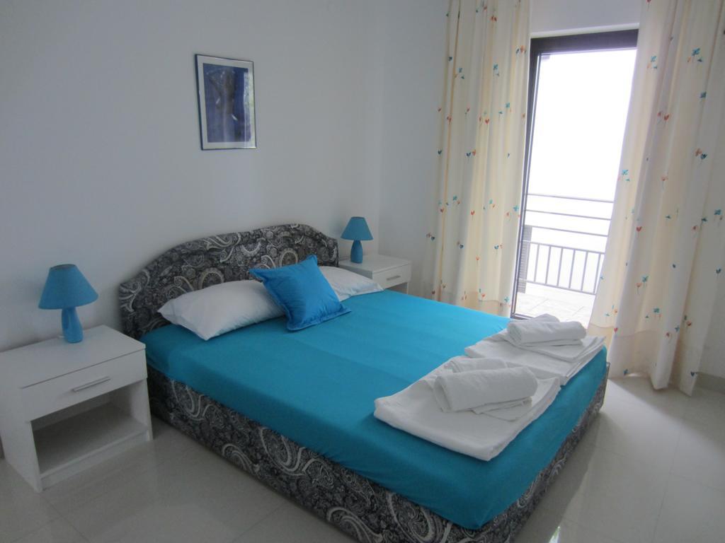 Apartments Minja Nerin Petrovac na moru Exterior foto