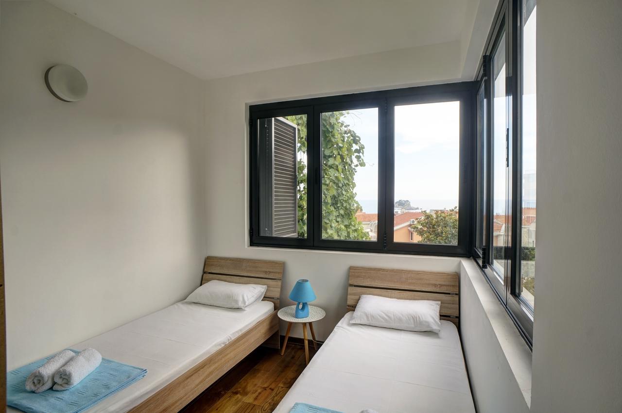 Apartments Minja Nerin Petrovac na moru Exterior foto