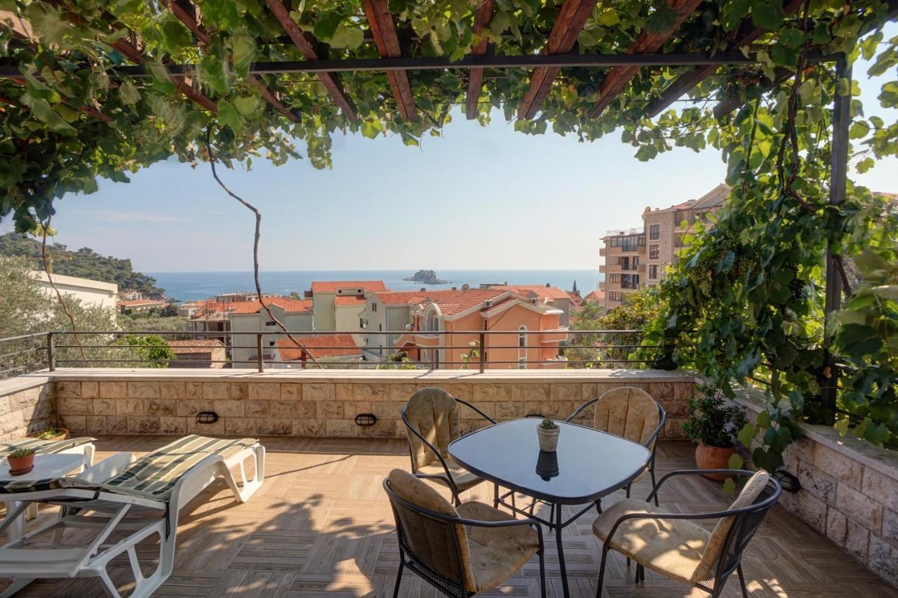 Apartments Minja Nerin Petrovac na moru Exterior foto